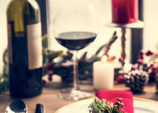 4 Gift Ideas For Your Holiday Host