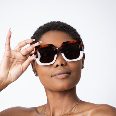 The Kimberly Oversized Sunglasses w/Case