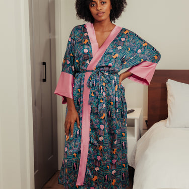 Soul Sisters Luxe Belted Satin Robe