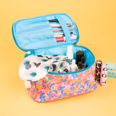 I Am Loved Caboodle, Cosmetics Organizer